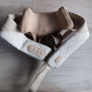 New Snailax Cordless Neck Shoulder Back Massager Heat Shiatsu Deep Tissue Beige